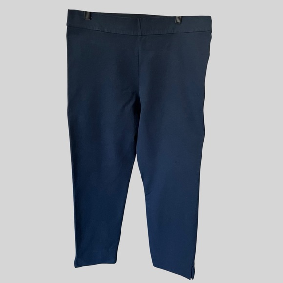 Lilly Pulitzer Blue exclusive of elastic 96% cotton 4% elasthanne Pants. - Picture 1 of 5